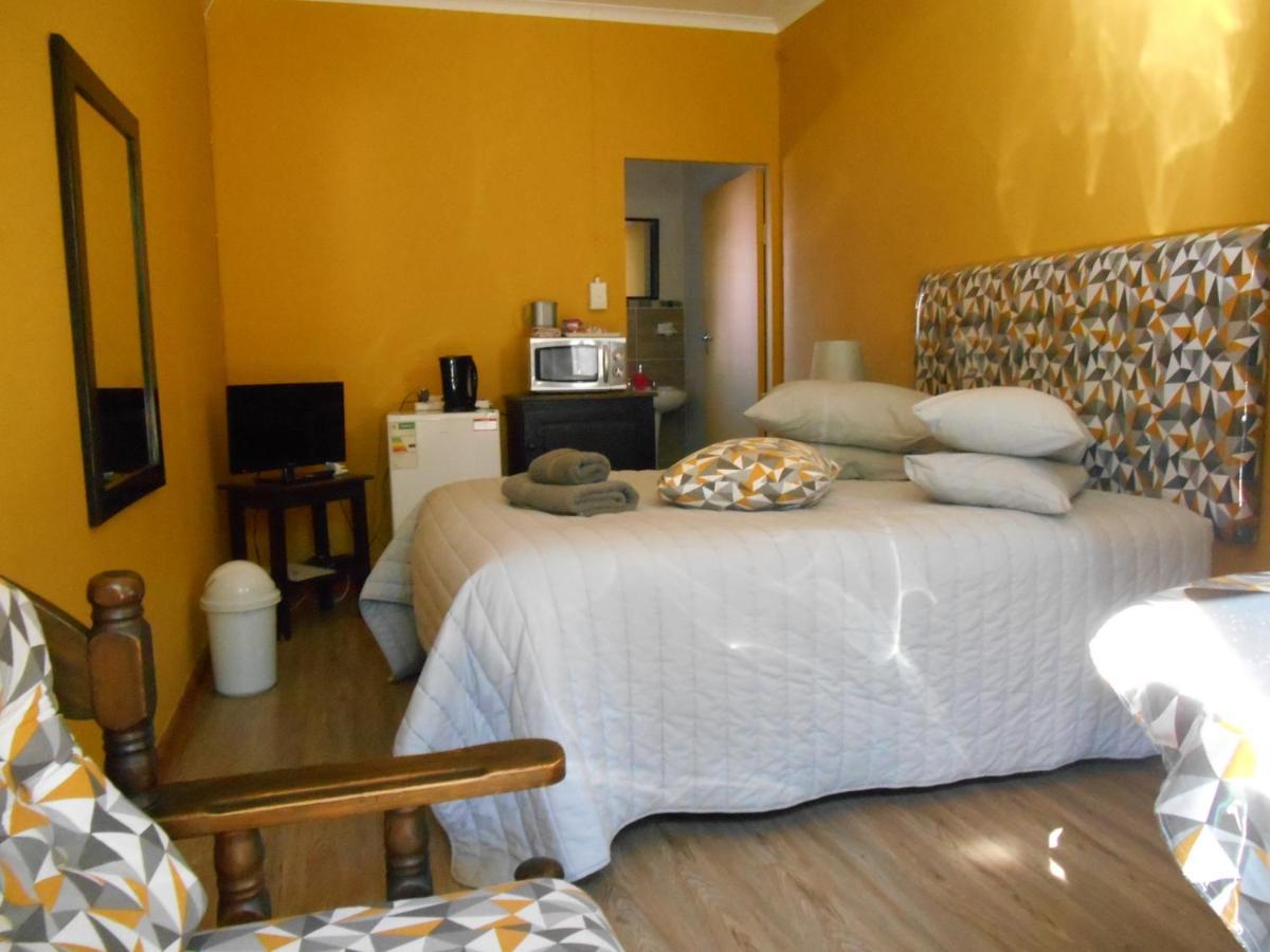 Obesa Lodge Graaff-Reinet 외부 사진