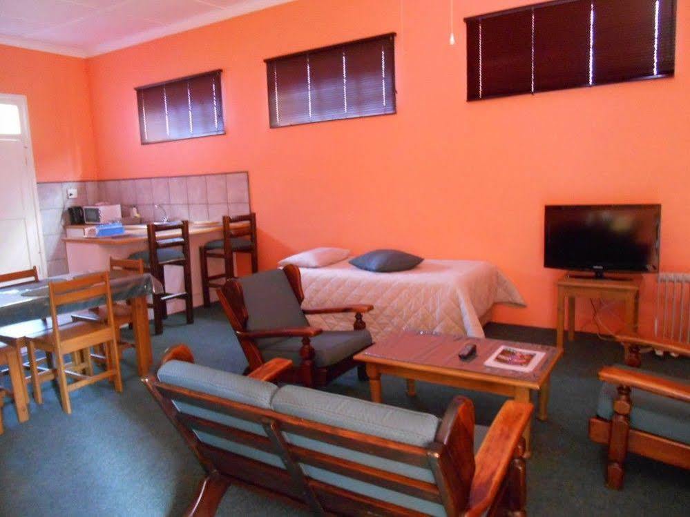 Obesa Lodge Graaff-Reinet 외부 사진